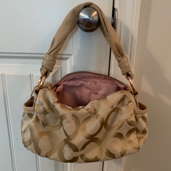 Coach shoulder bag
